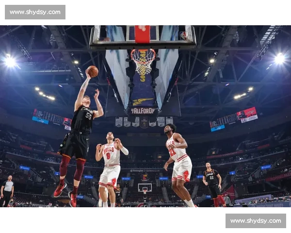 骑士对决公牛宿命再燃强强碰撞引爆赛场激情之夜篮球经典对抗重现荣耀时刻